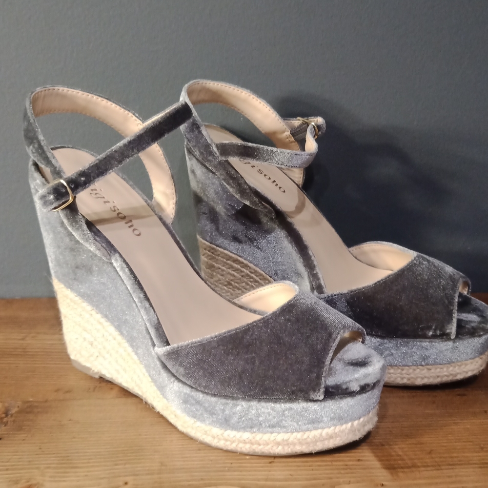 Zigi Soho wedges